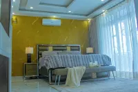 Charming 3-bedroom house with AC, WiFi in delightful Bocachica Hotels in 