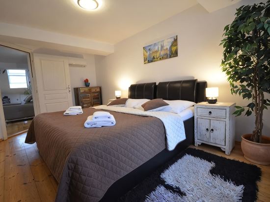 Attic Josefov - Next to the Old Town Square - Grand Luxury Apartment