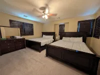 Luxury home with pickleball, pool, and hot tub near Scottsdale - อ่างจากุชชี่