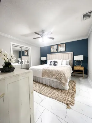 Palmas de Lucia w/Hot Tub+5mi to Beach, Near IMG! - 4-Star