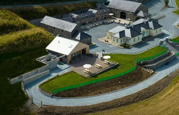 The Musical Ceol Cottage 1-Bedroom - Sleeps Four