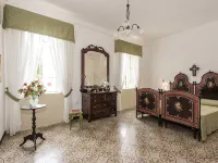Historic Residence Villa Fontana Private Pool & Botanic Garden Hotels in Valderice