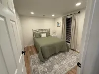 Beautiful, quaint newly-renovated Keowee Key condo with golf course view!