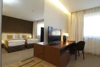Mikado Hotel - 4-Star
