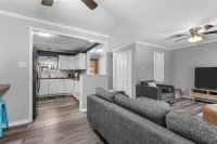 Charming 3-bedroom Summer House in Brookeland - 2-Star