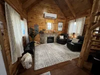 Remodel-New Hot Tub & Massaging Recliners w/Heat - Feriehus
