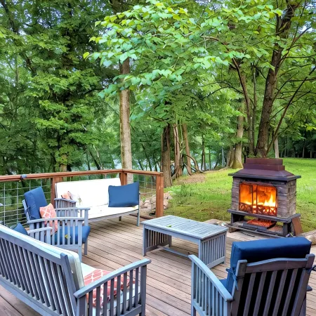 Secluded Riverfront Cabin 5 acres on Little Missouri River