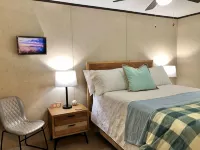 "Lost Crab", beautiful 3BR, big yard, private dock - Homestays