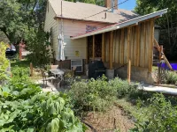 Location says it all. Glenwood Springs Colorado beautiful one bedroom apartment - Homestays