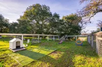 Modern home, Dog Agility Run, Game Room, Fire Pit & New Playground - 3성급