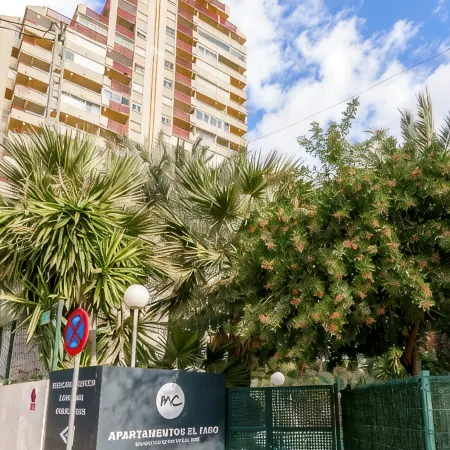 Apartamentos El Faro by Mc