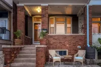 Historic Rowhome in Downtown-Little Italy - บังกะโล