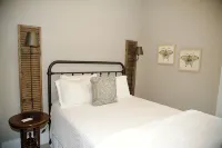 SHOP, DINE, UNWIND…All In Downtown Blue Ridge! - balcony