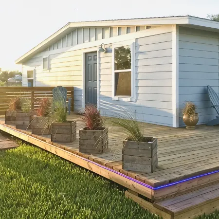 Vacay Getaway! Cozy Coastal South Bay Blue Bungalow