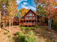 Extraordinary Lodge with Breathtaking Mt. Views - Chalets