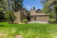 10 Sharc/Basketball ct/AC/Private Hot Tub+Bikes +Snow Sleds - Pools