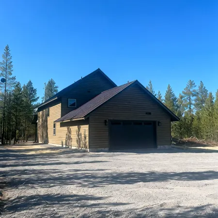 Newer 3-Bedroom Cabin in Fantastic Two Rivers North, Free WiFi
