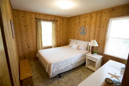 HATTERAS VILLAGE 4 BEDROOM - WALK TO OCEAN, MARINA, SOUND - Wifi
