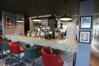 Hotel Football, Old Trafford, a Tribute Portfolio Hotel - bar