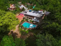 Velinn Pousada Bali Itamambuca - Posadas