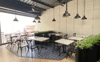 Mulyadi Suites Cianjur - Auberges de jeunesse