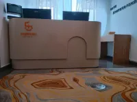 Lecheng Coconut Wind Hotel (Longhu Haikou Tianjie Chengxi Station)
