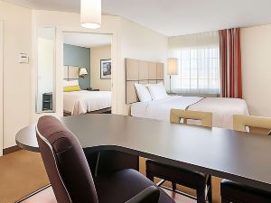 Sonesta Simply Suites Arlington