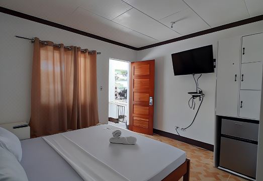 Saint John Beach House - Housity
