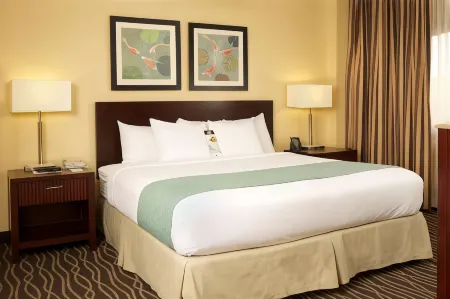 DoubleTree Suites by Hilton Raleigh - Durham