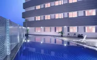 Favehotel Jababeka Cikarang - Rooftop Pools