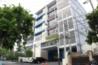 Hotel 88 Embong Kenongo Surabaya Hotels in Surabaya