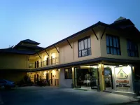 Baan Pordeedin