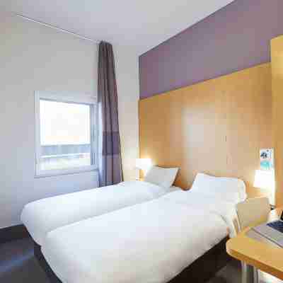B&B HOTEL Lille Roubaix Campus Gare Rooms