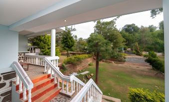 Coastal Grand Jma Resorts Sirumalai