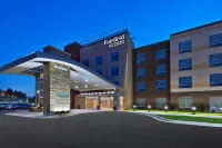 Fairfield Inn & Suites Cincinnati Airport South/Florence فنادق في Boone County
