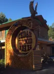 Cedar Wood Inn