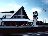Albatross Hotel Hotels in Гандер