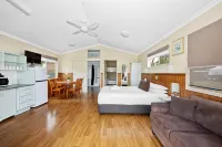Reflections Tuncurry - Holiday Park Hotels near Tuncurry Beach Bowling Club