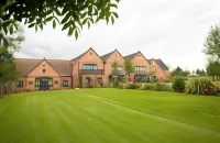 The Pear Tree Inn & Country Hotel Hotels in Wychbold