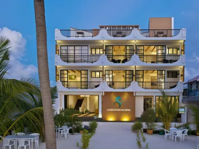 Crystal Sands Hotels in Маафуши