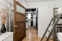 Luxurious 2Bdr Loft-Condo Grand Haven 12