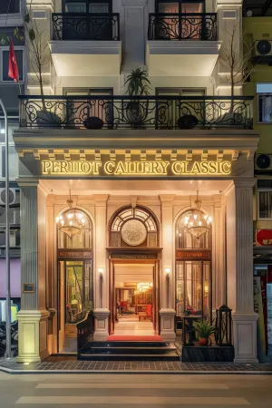 Peridot Gallery Classic Hotel