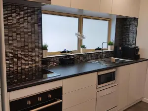 Edwin Place Apartment
