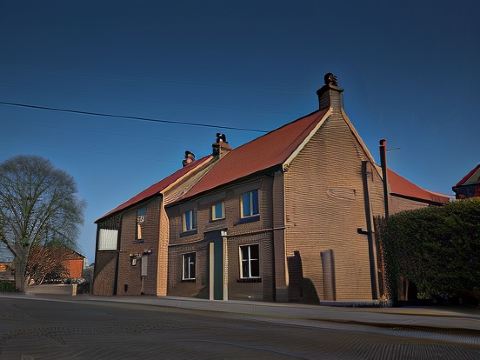Oak Tree Inn