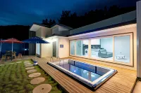 Goheung Namyeol Sunrise Penthouse Pension Hotels in Goheung-gun