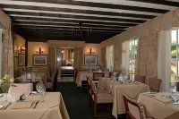 The Inglenook Hotel - Pysäköinti