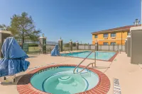 La Quinta Inn & Suites by Wyndham Granbury Hotel di Granbury