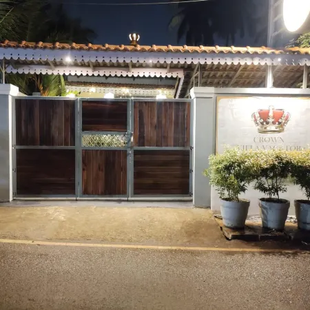 Crown Villa Vagator