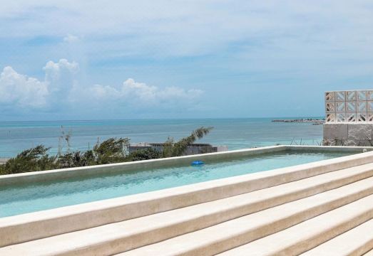 Porto Blu Hotel Overview