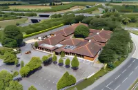 DoubleTree by Hilton Newbury North Hotels near Greenham Common Pyle Hill car park